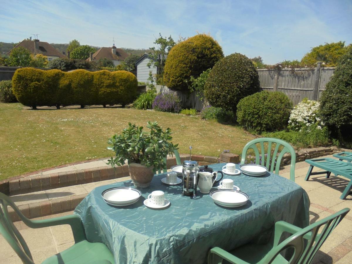 Kelvin Side Villa Eastbourne Eksteriør billede