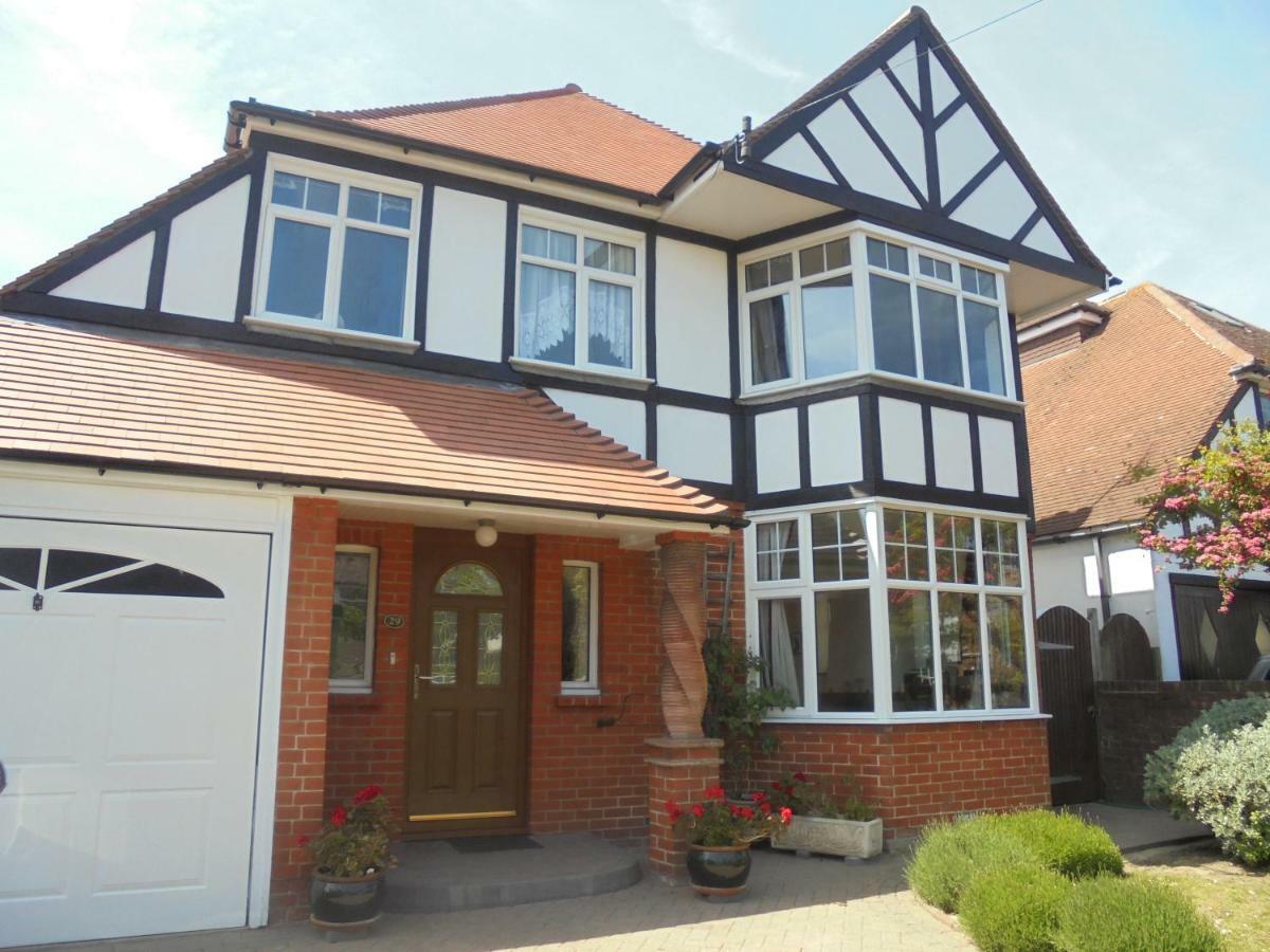 Kelvin Side Villa Eastbourne Eksteriør billede